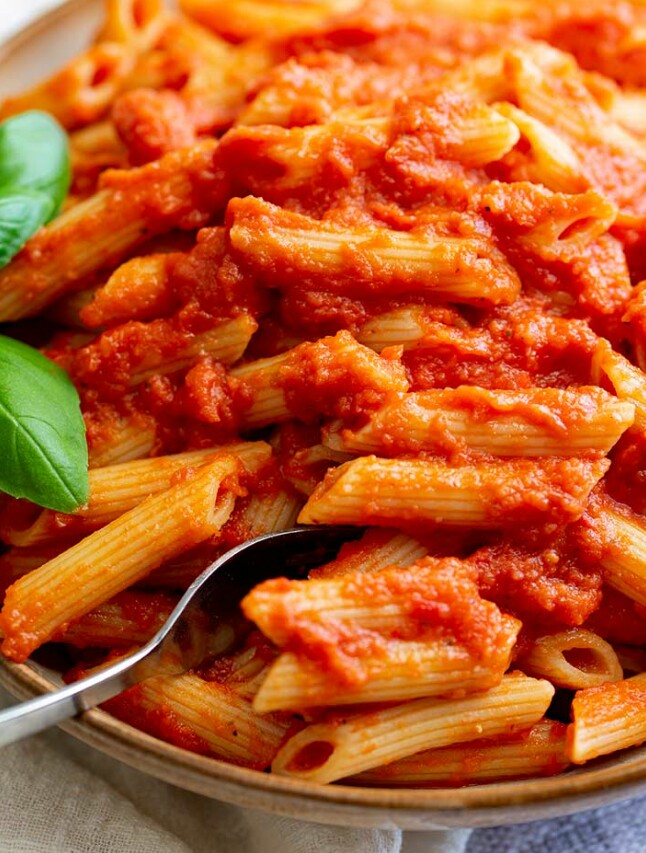 Pasta In Red Sauce Recipe: